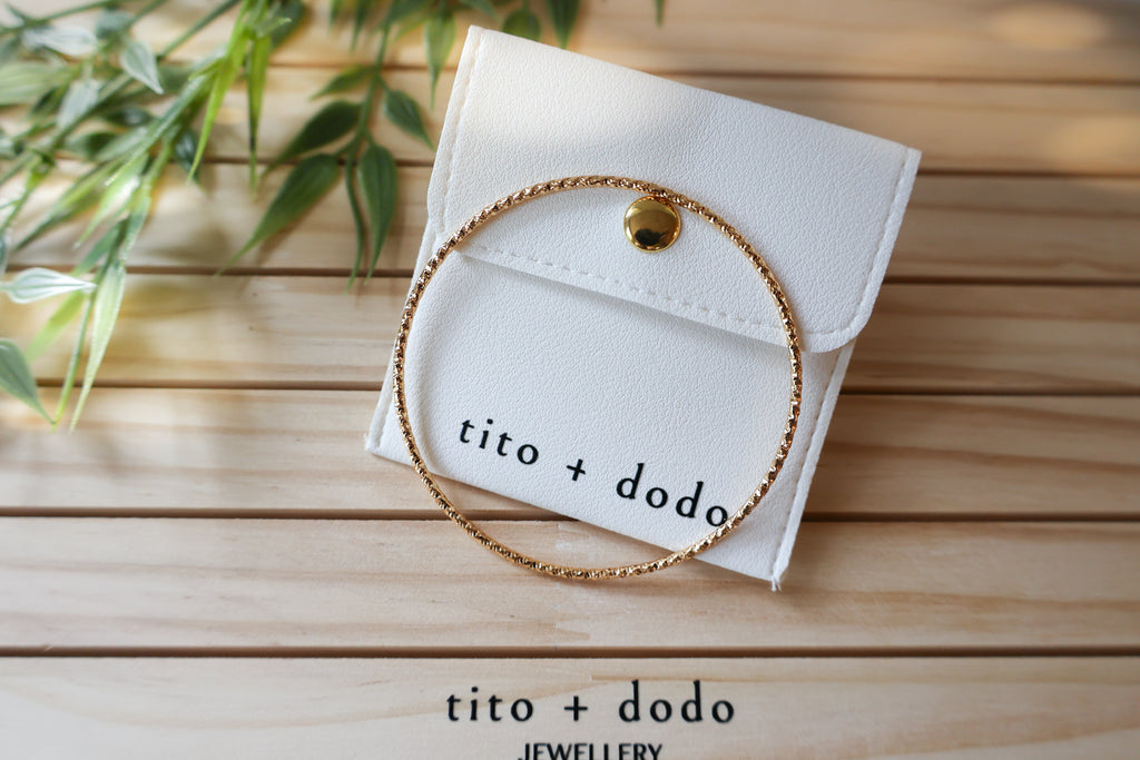 gold texture bangle